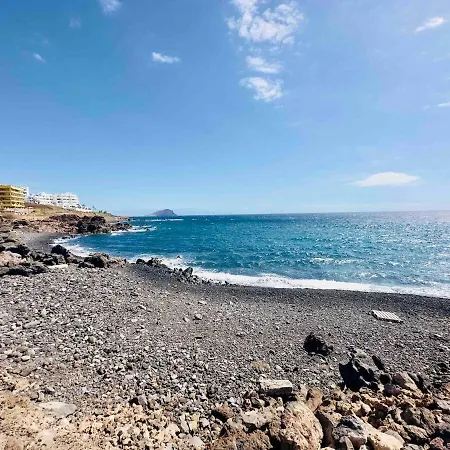 فيلة 10 - The Queen *