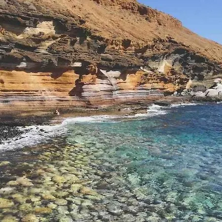 10 - The Queen فيلة سان ميغيل ذي أبونا