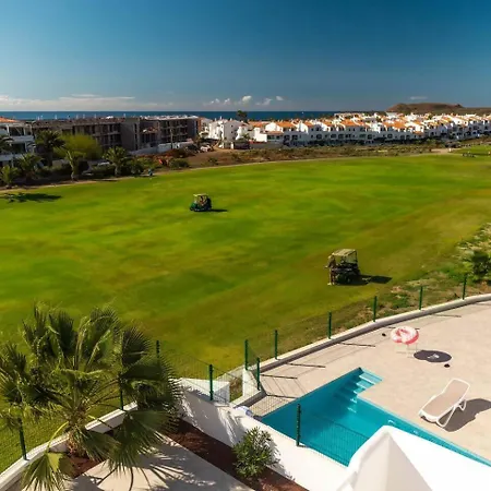 10 - The Queen Villa *