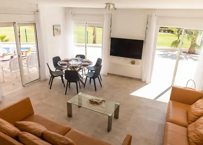 10 - The Queen וילה *