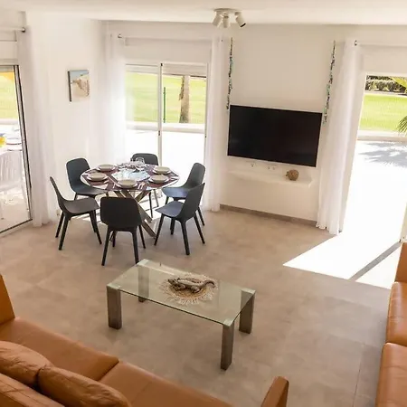 10 - The Queen Villa *