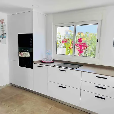 10 - The Queen Villa *