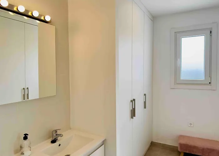 10 - The Queen Vila San Miguel de Abona